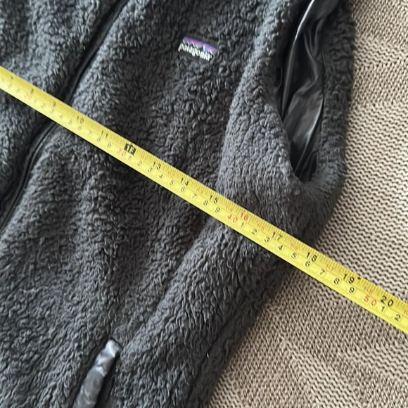 Patagonia Reversible Vest - Picture 5 of 10